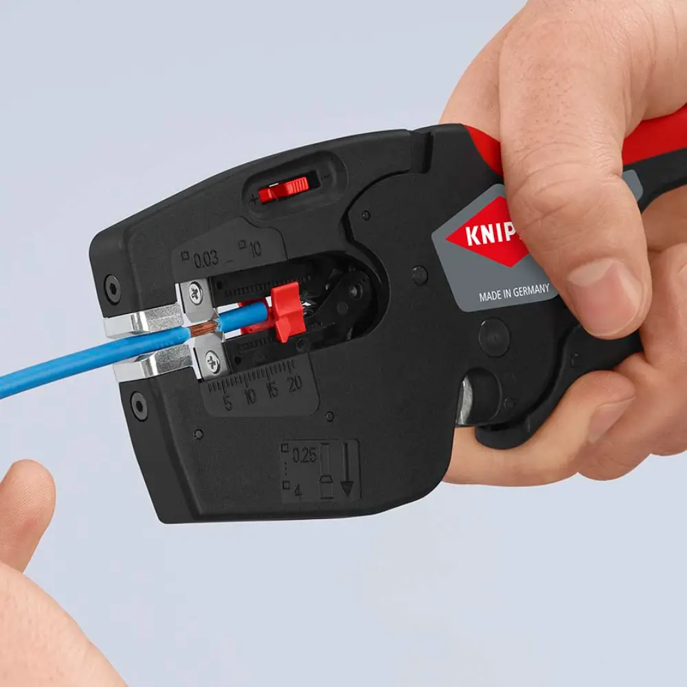 KNIPEX NexStrip Elektriker-Multiwerkzeug mit rutschhemmenden Kunststoff-Hüllen 190 mm
