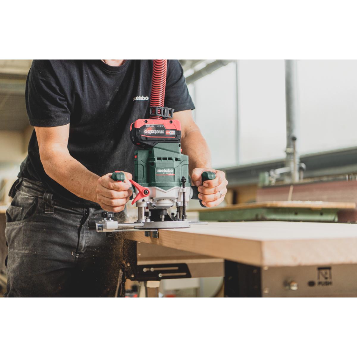 Metabo Akku-Oberfräse OFV 18 LTX BL 12 - 1/2 Zoll, Spannzange 3/8 Zoll, metaBOX 340