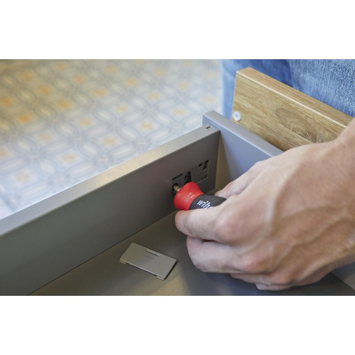 Wiha Schraubendreher mit Bit Magazin magnetisch Pozidriv, Phillips mit 6 Bits, Stubby, 1/4 zoll in SB-Kartonverpackung