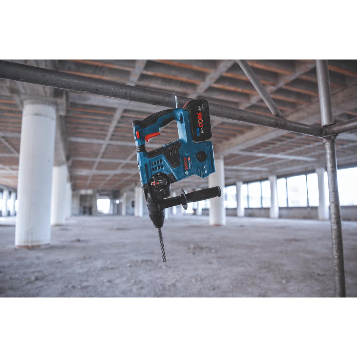 Bosch Akku-Bohrhammer mit SDS plus GBH 18V-28 CF,  L-BOXX 238, L-BOXX-Einlage, solo (L)