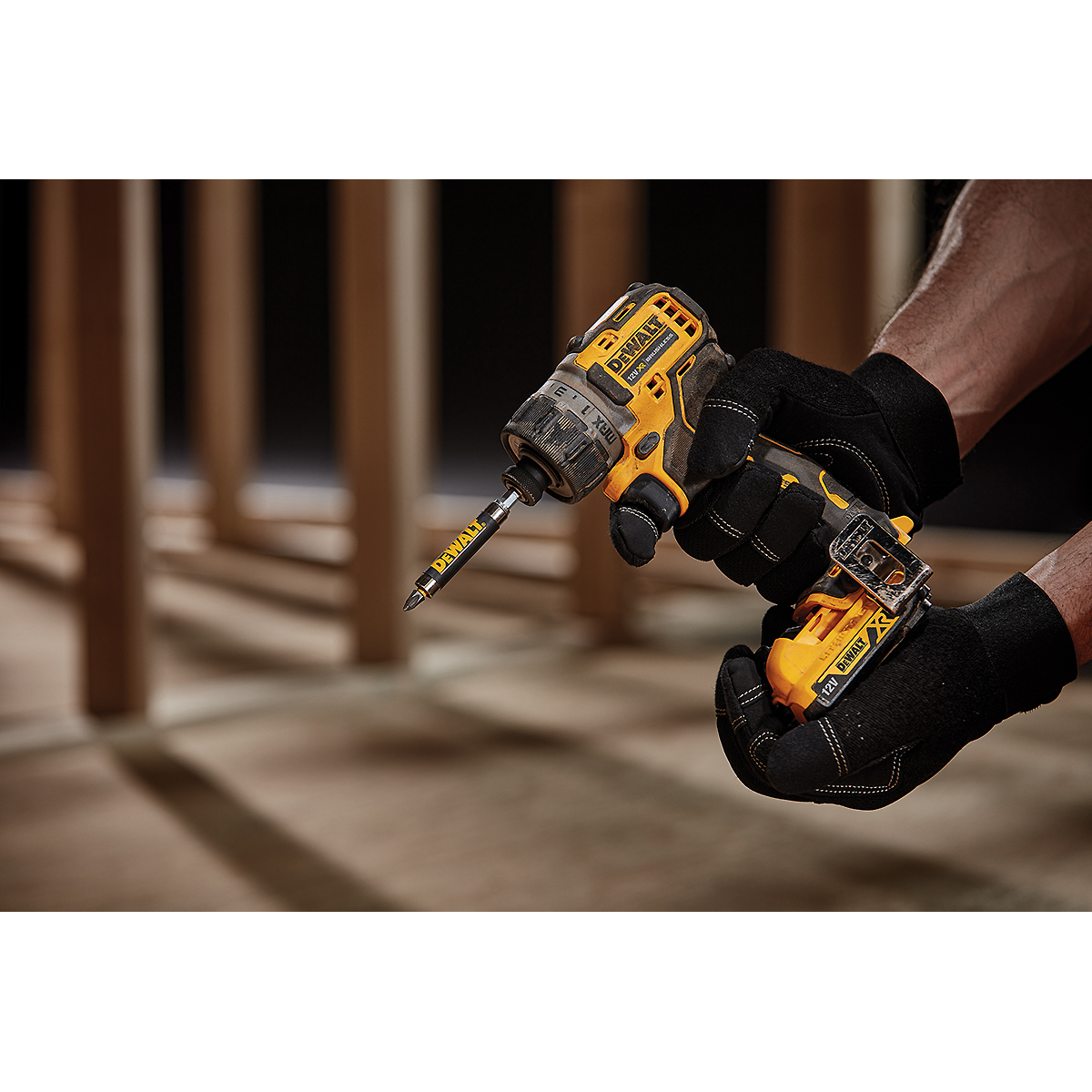 DEWALT Akku-Schrauber 1/4 Zoll 12V + 2 Akku + Schnellladegerät