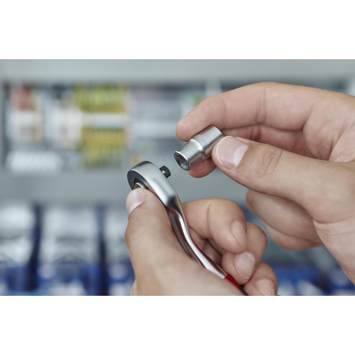 Wiha Umschaltknarre 1/4 zoll mit Druckknopf und Kugelsicherung