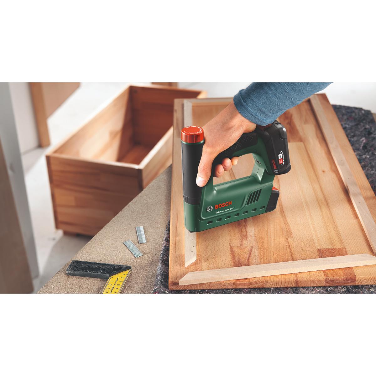 Bosch Akku-Tacker UniversalTacker 18V-14