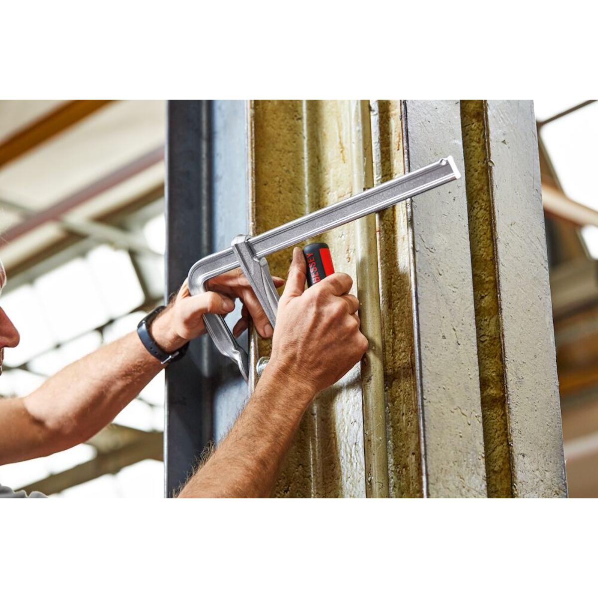 Bessey Original Ganzstahl-Schraubzwinge GZ mit Klappgriff