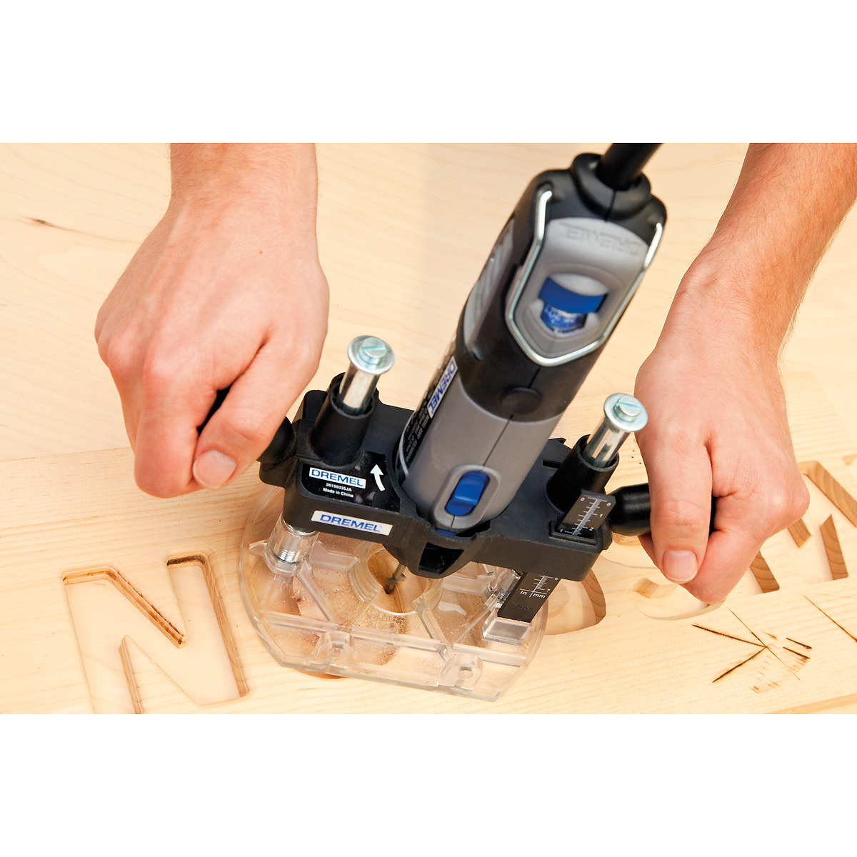 DREMEL 335 Oberfräsen-Vorsatzgerät