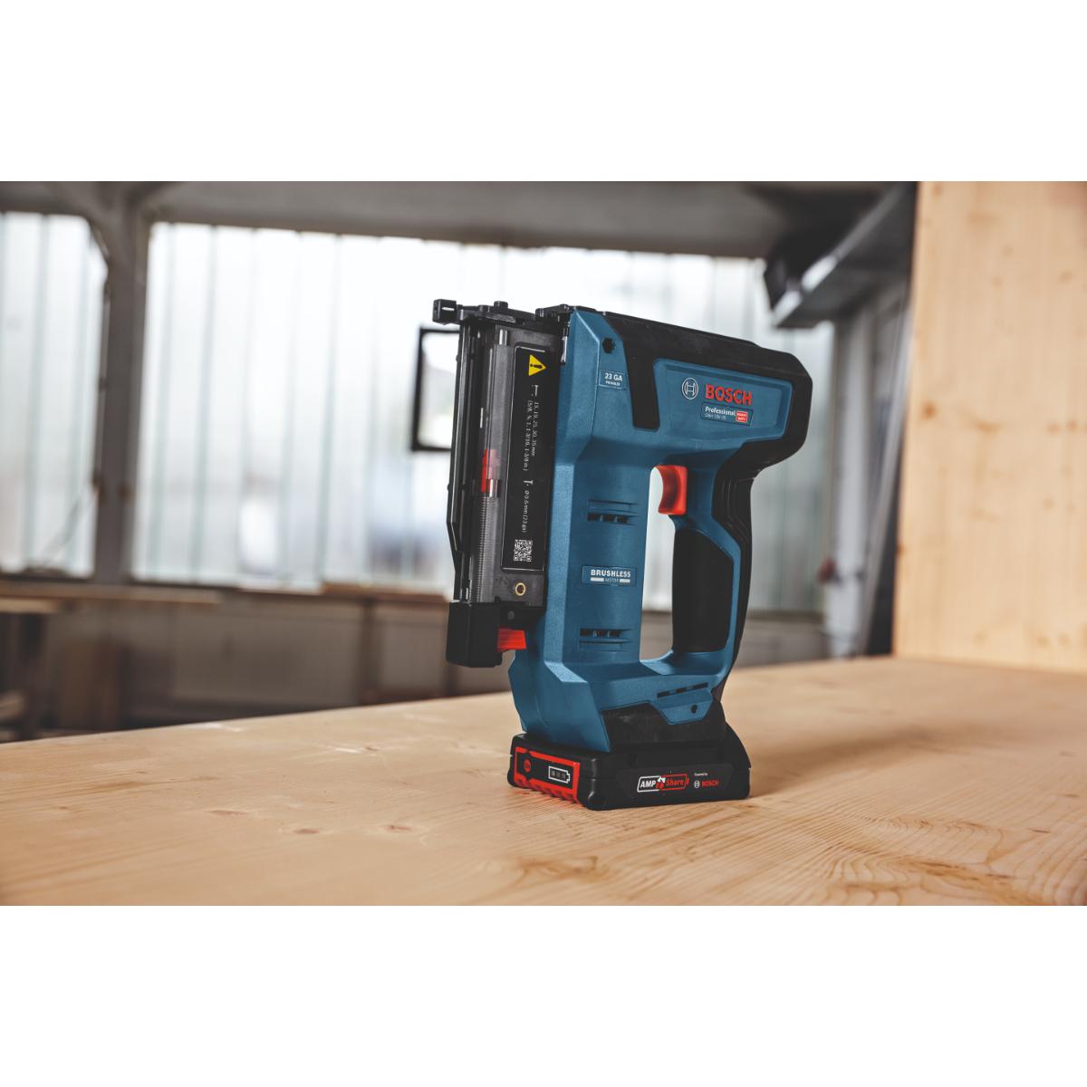 Bosch Akku-Holznagler GNH 18V-35