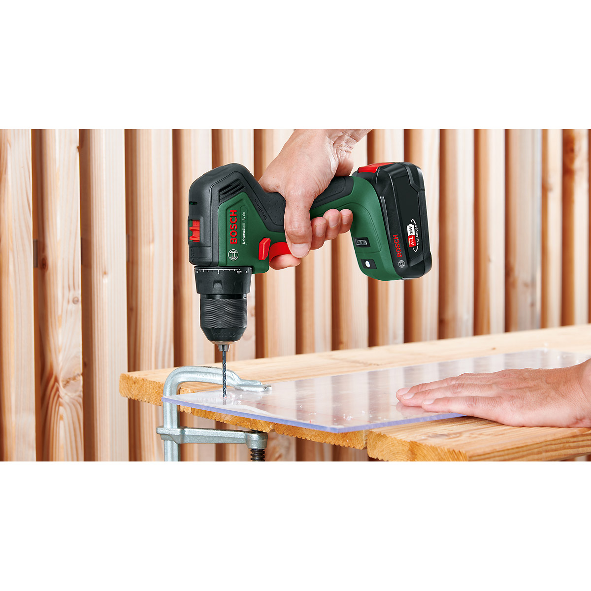 Bosch UniversalDrill 18V-60 (Baretool)