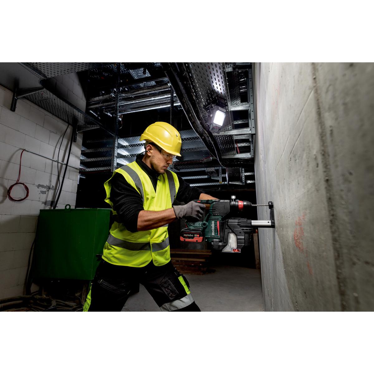 Metabo Akku-Kombihammer KH 18 LTX BL 24 Q mit Metabo-Quick-Wechselfutter - metaBOX 165 L - 18V 2x4Ah