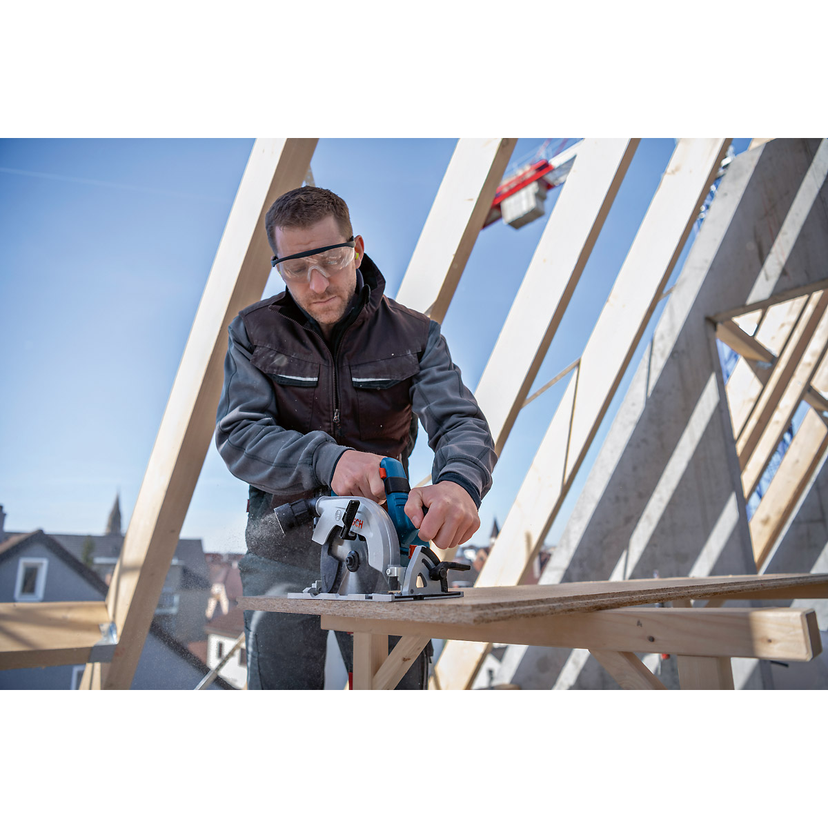Bosch Akku-Kreissäge GKS 18V-57-2, 2 x Akku ProCORE18V 5.5 Ah, Ladegerät, L-BOXX