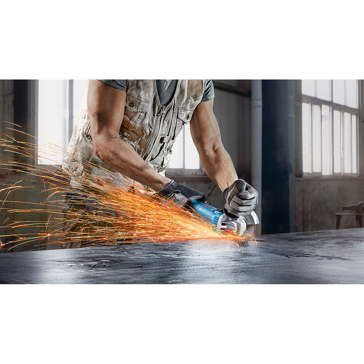 Bosch Winkelschleifer GWS 22-230 J + GWS 880 (C)