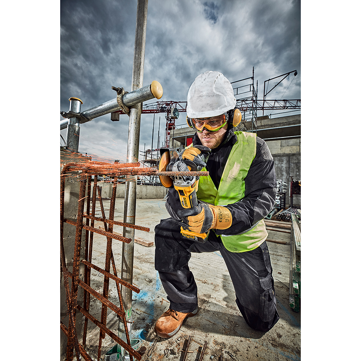 DEWALT Akku-Winkelschleifer 18V 125mm + 3 Akku