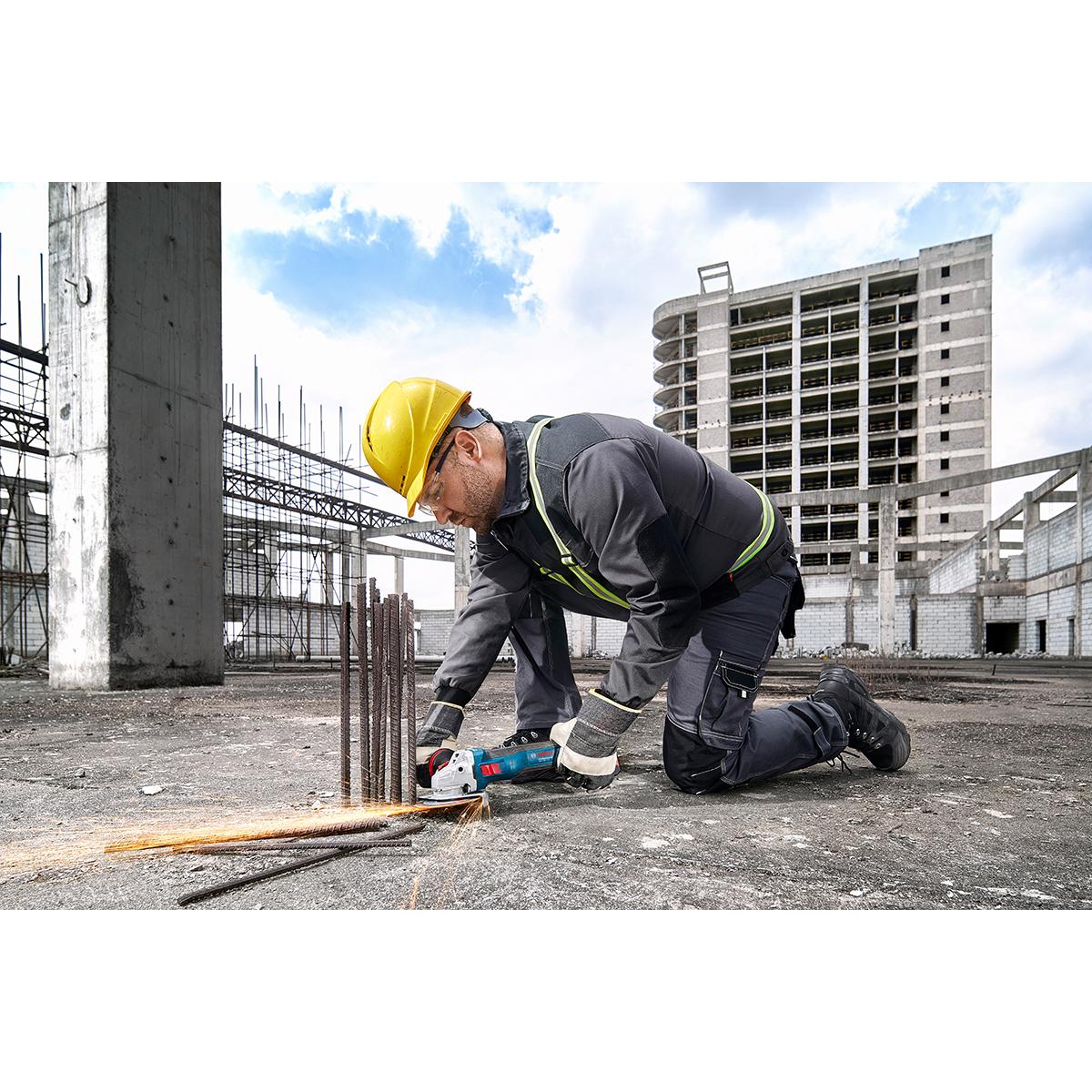 Bosch Akku-Winkelschleifer GWS 18V-11 S