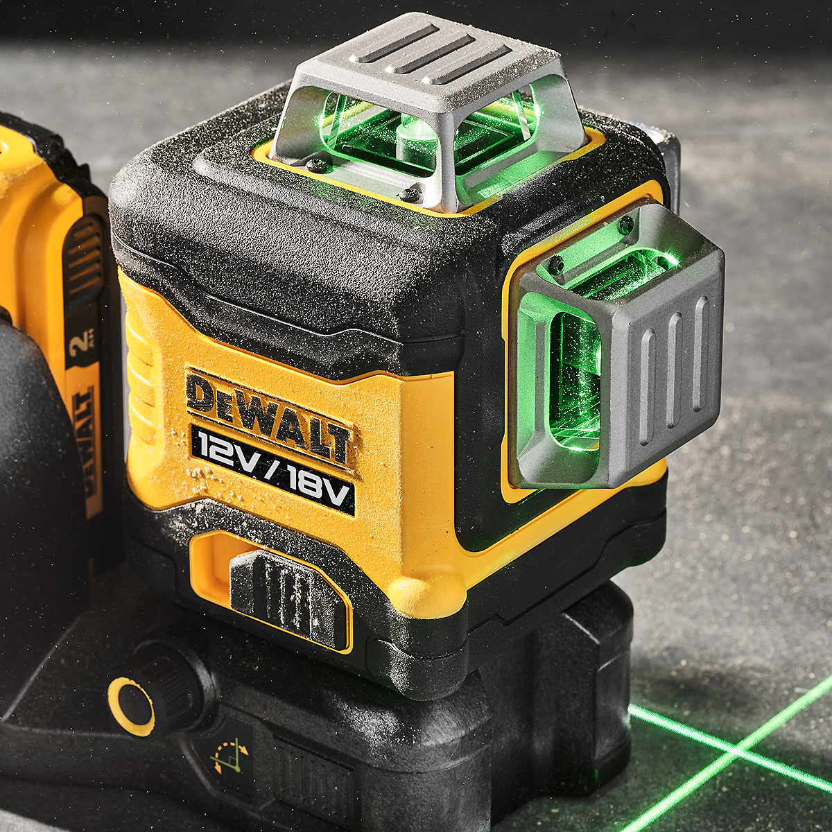 DEWALT Akku-Multi-Linienlaser grün 18V grün + Akku + Schnellladegerät