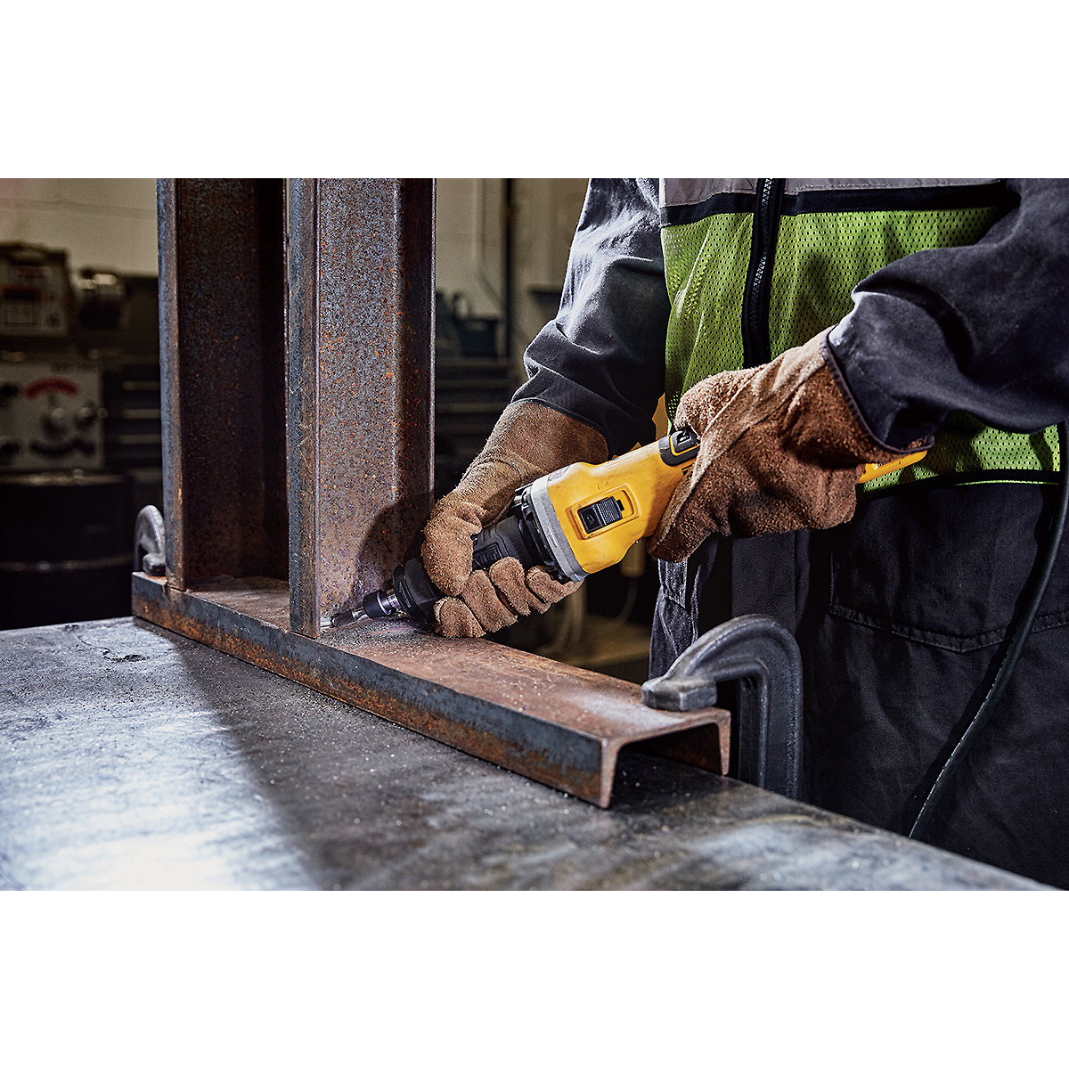 DEWALT Geradschleifer 1300 Watt