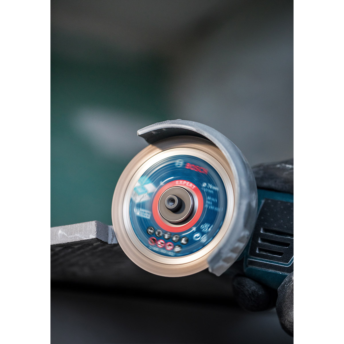 Bosch EXPERT Hard Ceramic 76 mm Diamant-Trennscheibe 76 x 1,5 x 10 mm