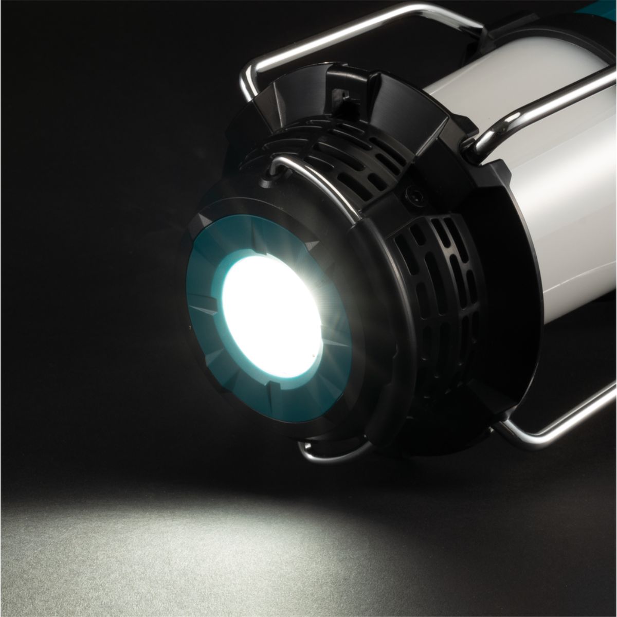 Makita Akku-Radio mit Laterne 40V max. (ohne Akku, ohne Ladegerät) MR009GZ