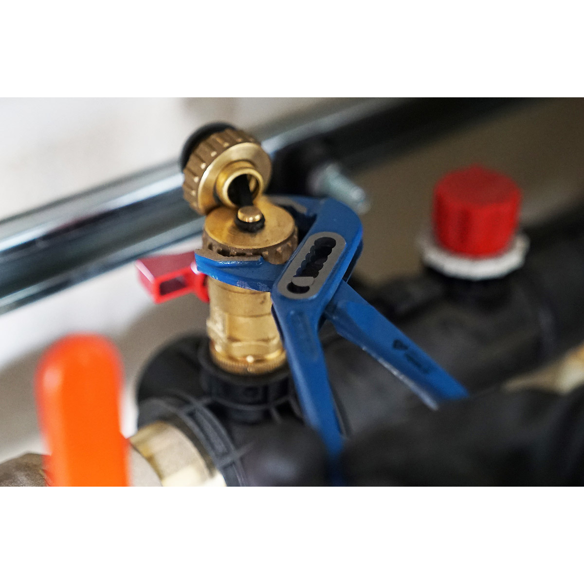 Brilliant Tools Wasserpumpenzange
