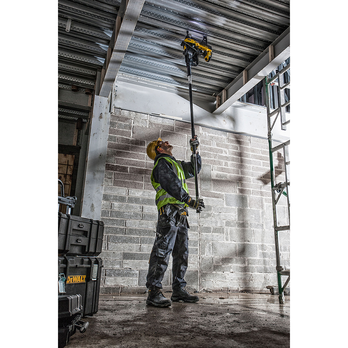 DEWALT Verlängerungsstange für Akku-Betonnagler DCN890