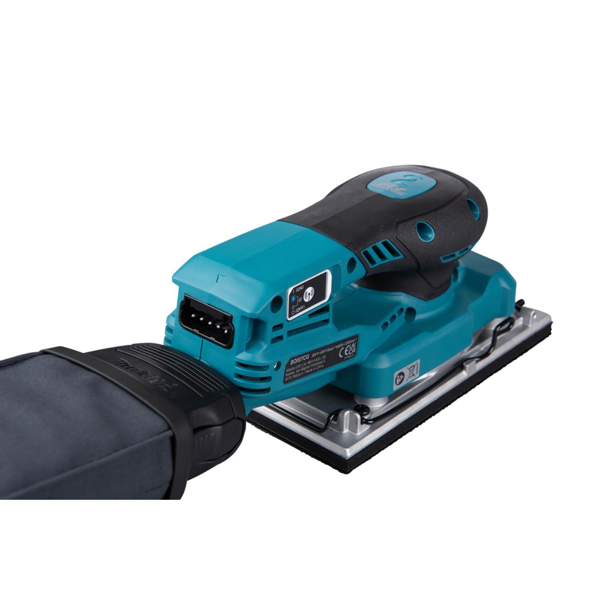 Makita Akku-Schwingschleifer XGT, Connector, 93x185 mm, 6.000 - 12.000 min(-1), 2,0 mm Hub, 1,6 m Kabel