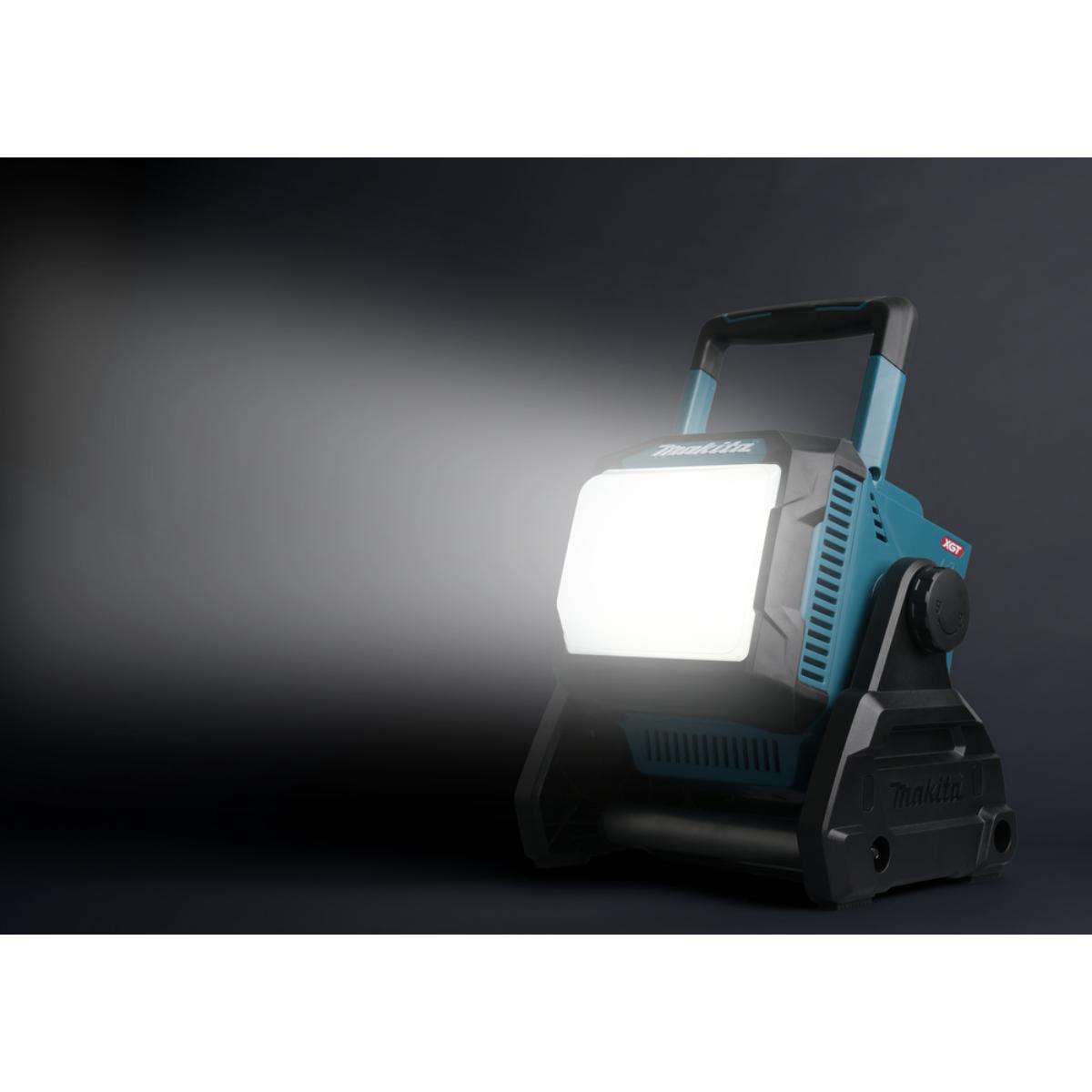 Makita LED-Akku-Baustrahler 18V/40V max. - 2.100 lx - 3.600 lm - ML005G