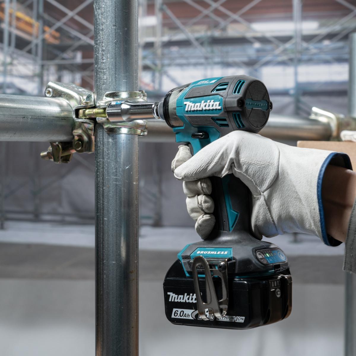 Makita Akku-Schlagschrauber 1/4 Zoll - 180 Nm - 0-3.800 U/min - DTD173RTJ