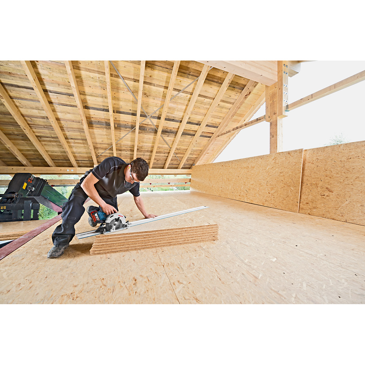 Bosch Akku-Kreissäge GKS 18V-57 G, mit 2 x 4.0 Ah Li-Ion Akku, L-BOXX