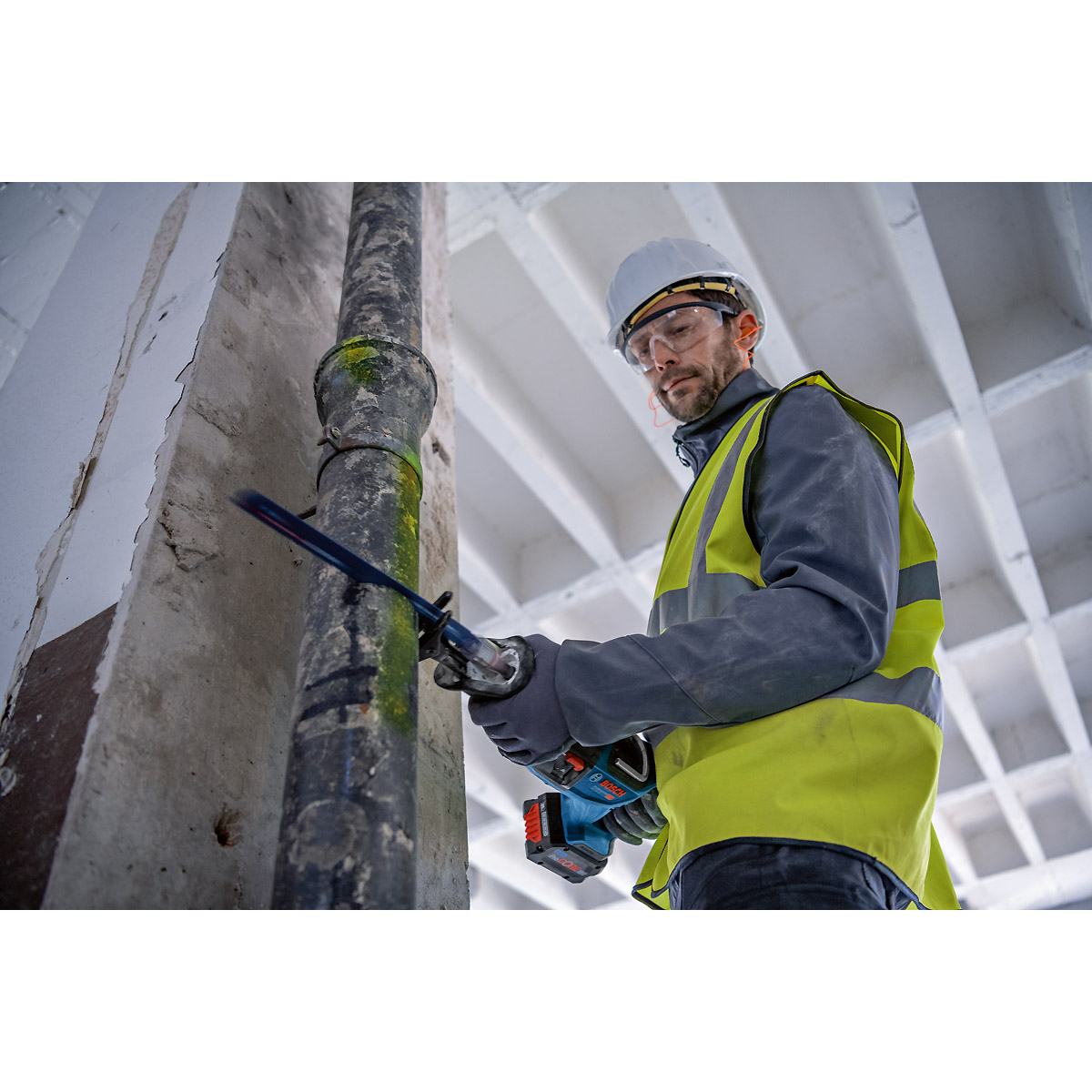 Bosch Akku-Säbelsäge BITURBO GSA 18V-28 mit Säbelsägeblatt Solo