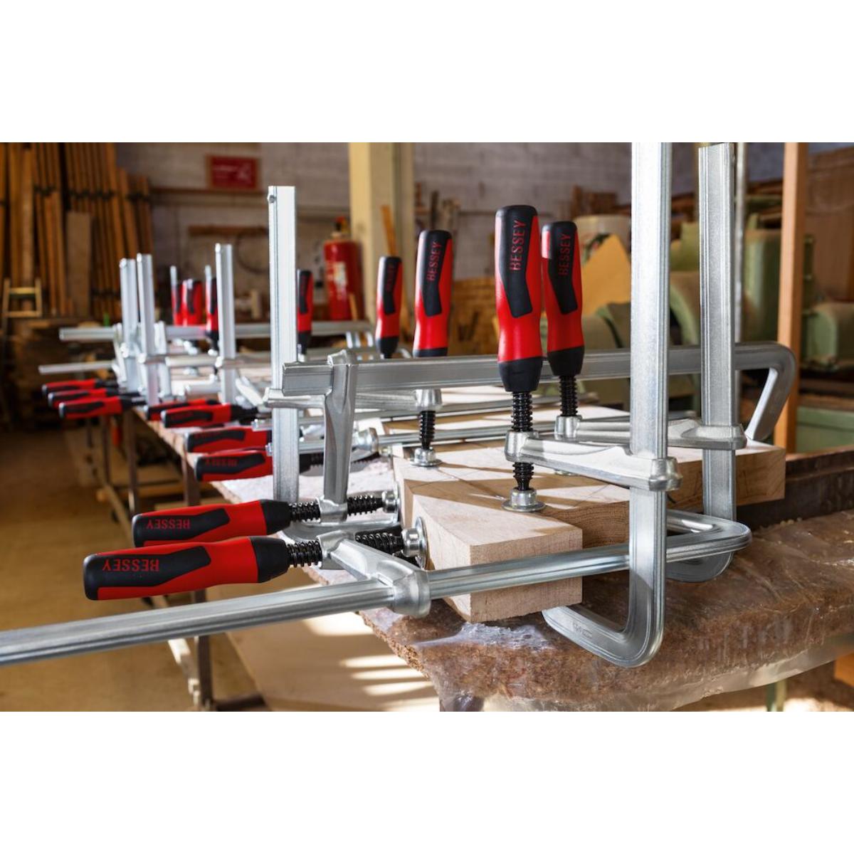 Bessey Original Ganzstahl-Schraubzwinge GZ mit 2-Komponenten-Kunststoffgriff