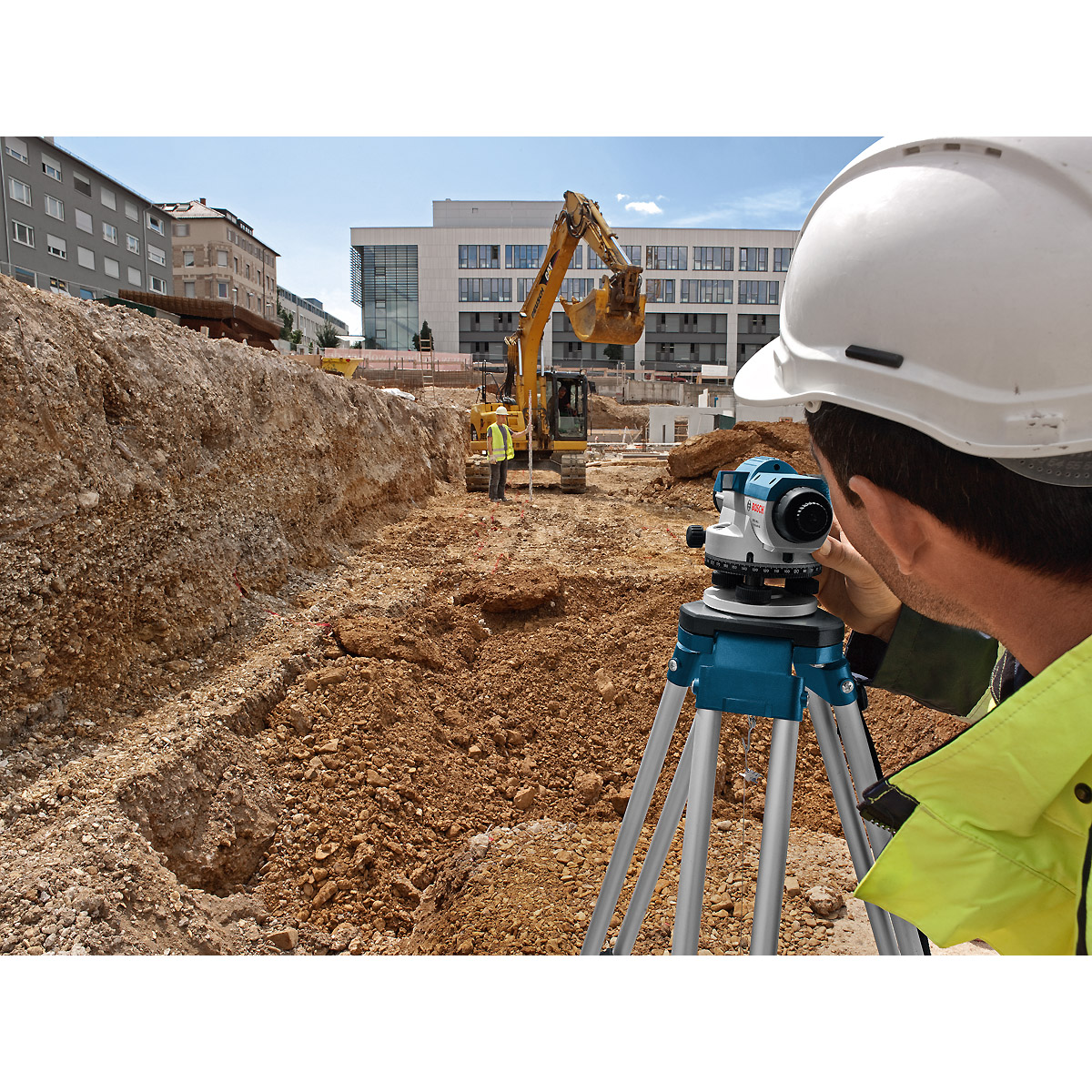 Bosch Optisches Nivelliergerät GOL 26 G