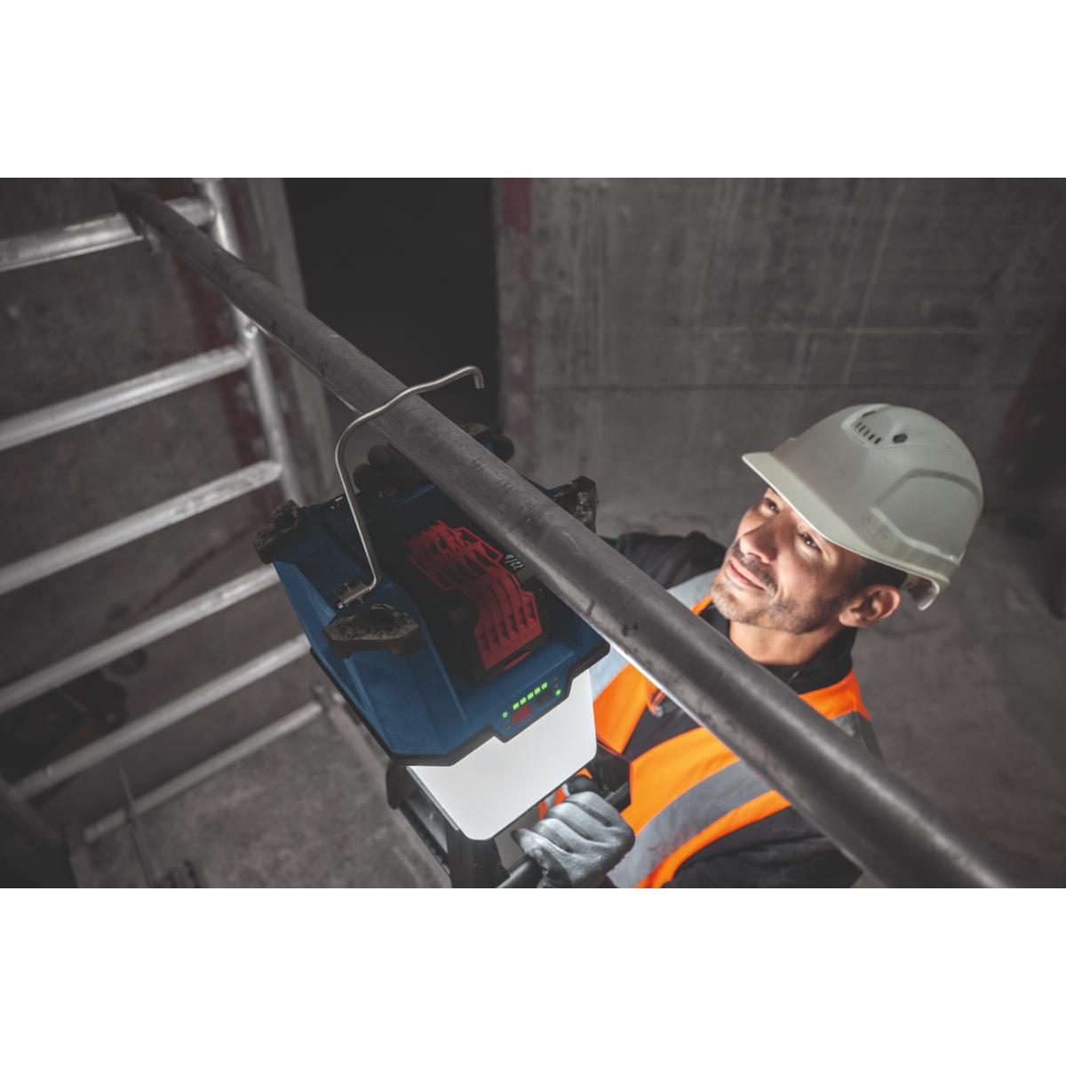 Bosch Akku-Bauleuchte GLA 18VH-7500 + Kaltgerätekabel