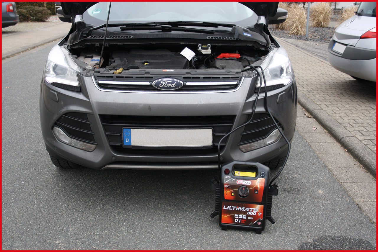 KS Tools 12 V Batterie-Booster, mobiles Starthilfegerät 850 A