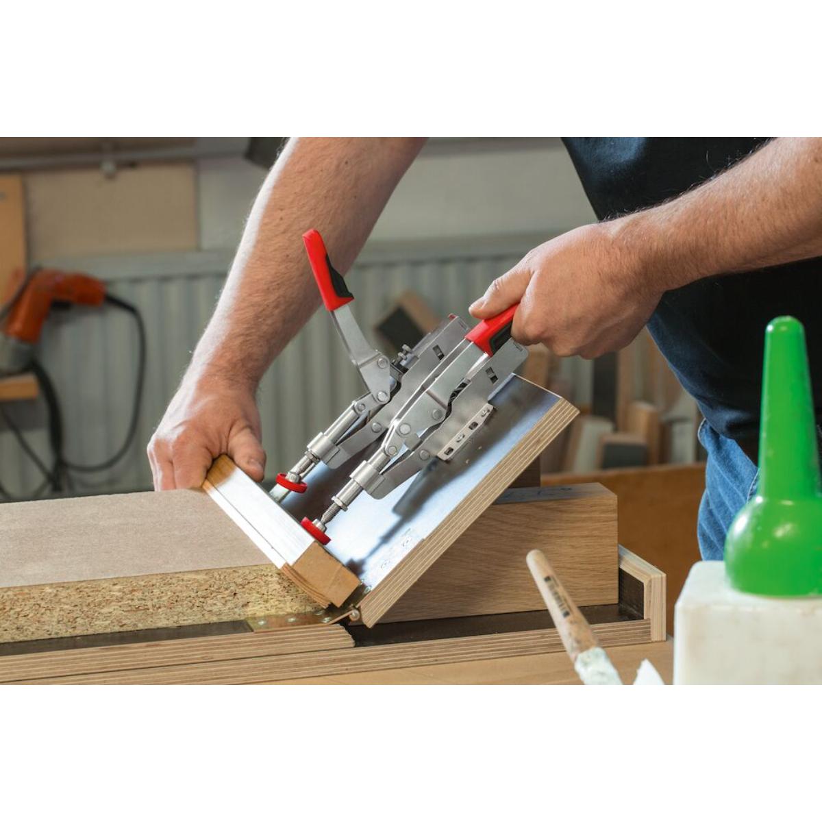 Bessey Schubstangenspanner mit waagrechter Grundplatte STC-IHH