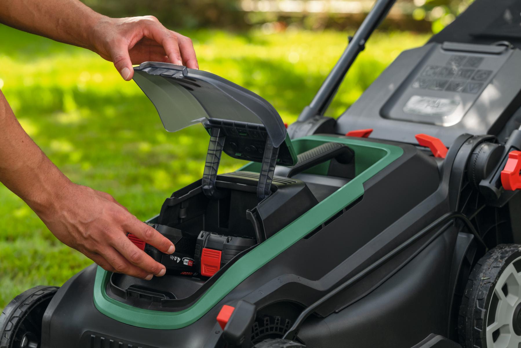 Bosch Akku-Rasenmäher ROTAK18V2-43, 2x Akku PBA 18V 4.0Ah