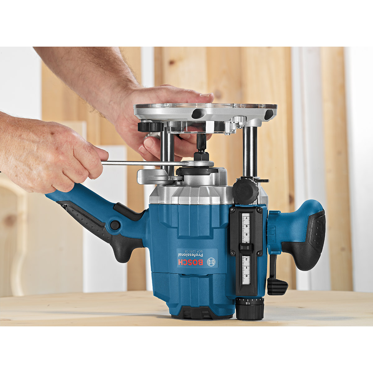 Bosch Oberfräse GOF 1250 CE, mit L-BOXX