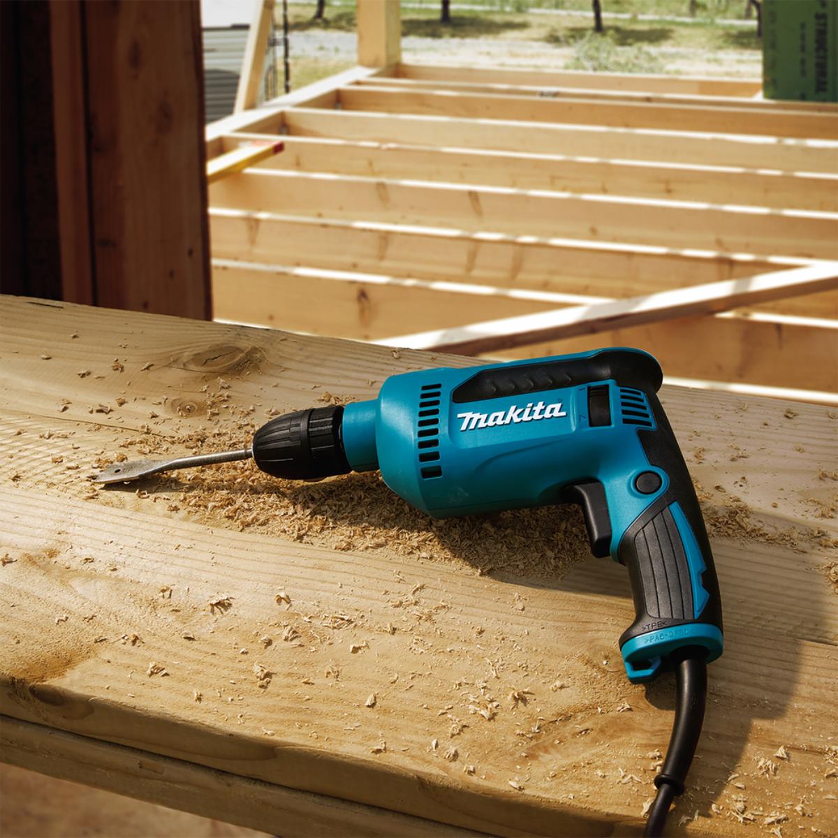 Makita Bohrmaschine 630 W - 13 mm - 0-3.000 U/min - DP4021