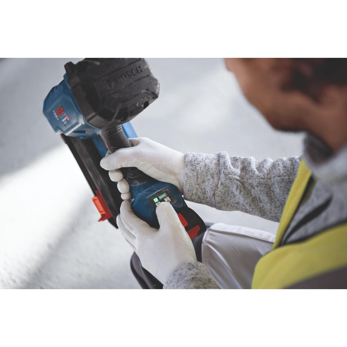 Bosch Akku-Betonnagler GNB 18V-38, 2 x Akku ProCORE18V 4.0Ah, XL-BOXX