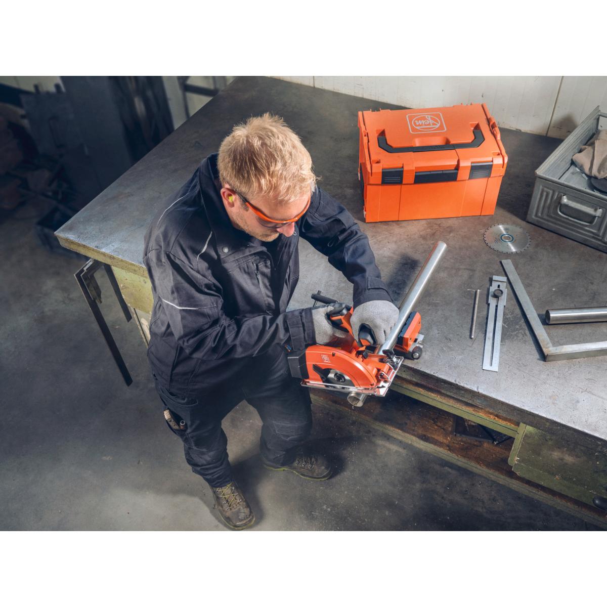 Fein Kompakte Akku-Handkreissäge für Metall F-IRON Cut 57 AS Set 2 x 8 Ah