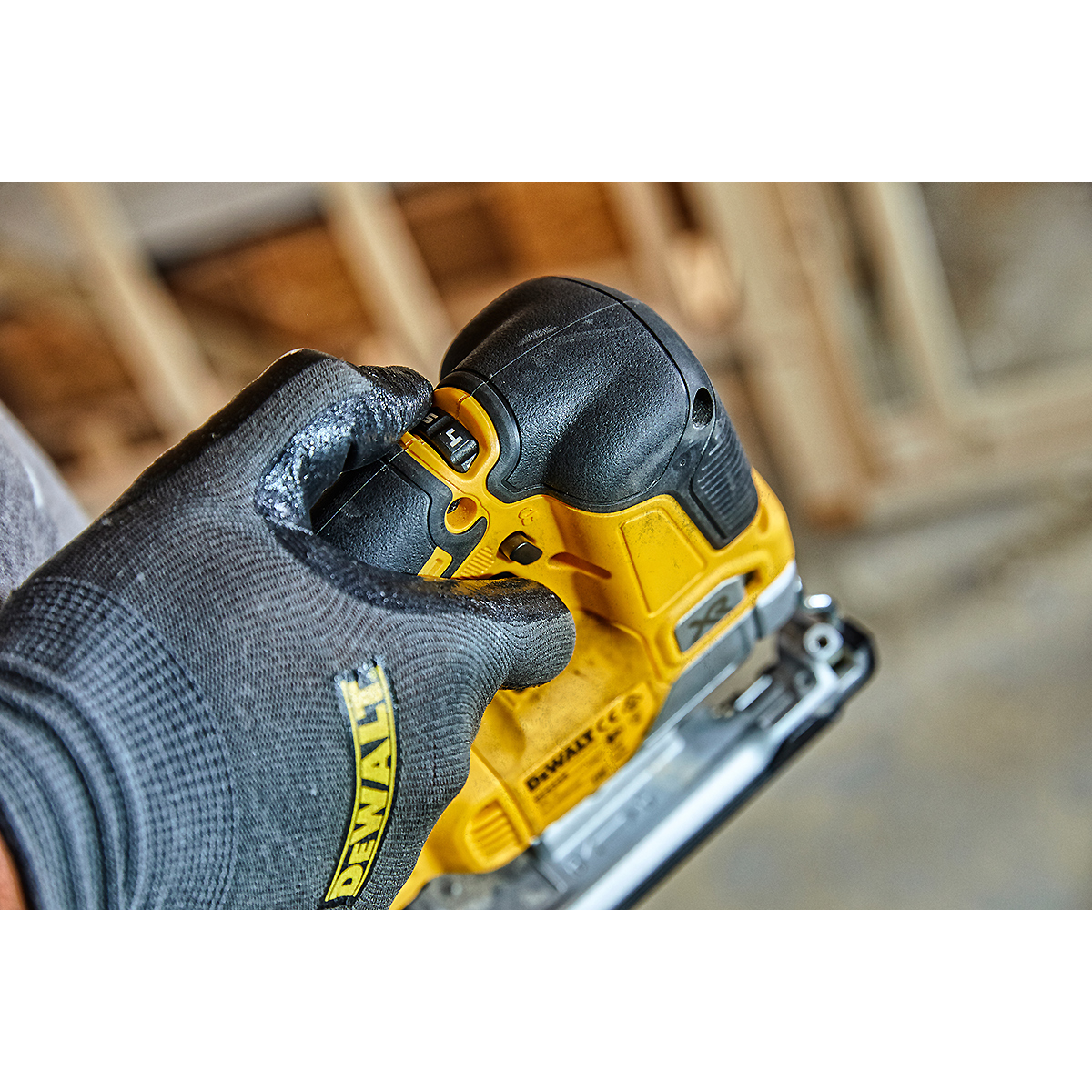 DEWALT Akku-Pendelhub-Stichsäge 18V Basisversion