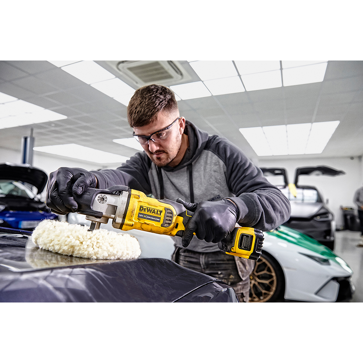 DEWALT Akku-Rotationspolierer 18V Basisversion