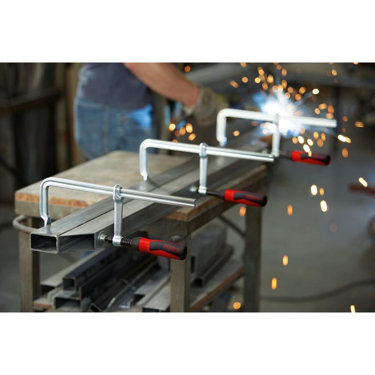 Bessey Original Ganzstahl-Schraubzwinge GZ mit 2-Komponenten-Kunststoffgriff