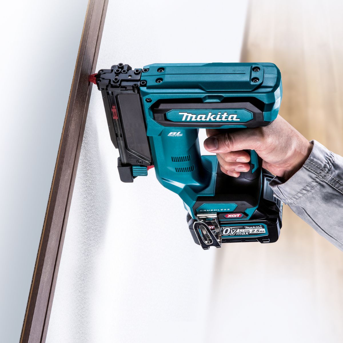 Makita Akku-Stiftnagler 40V max. (ohne Akku, ohne Ladegerät) PT001GZ