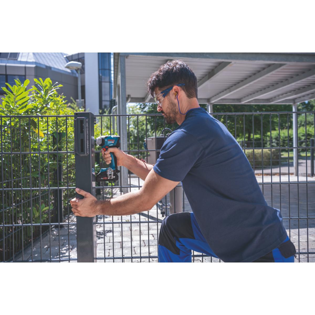 Bosch Akku-Drehschlagschrauber GDS 18V-330 HC, (solo, C)