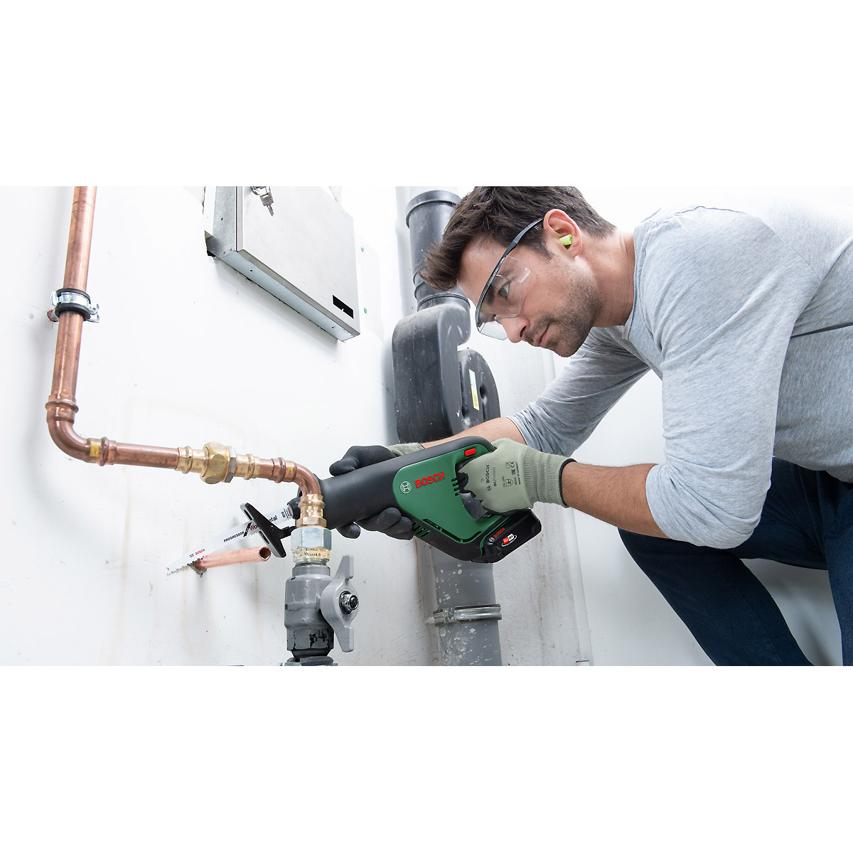Bosch Akku-Säbelsäge AdvancedRecip 18 mit 1x Sägeblatt, 1x Akkupack, Ladegerät