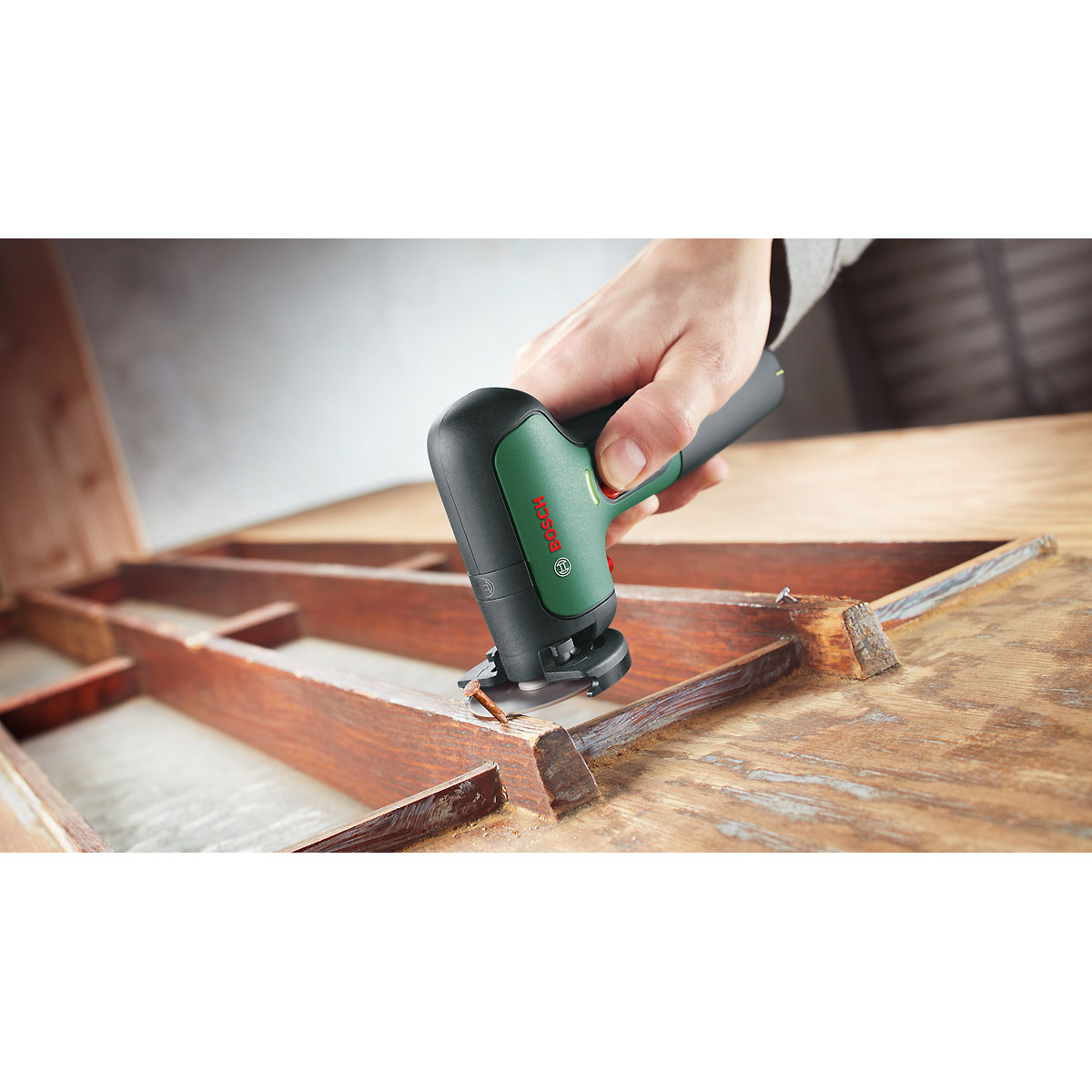Bosch EasyCut & Grind Akku-Winkelschleifer