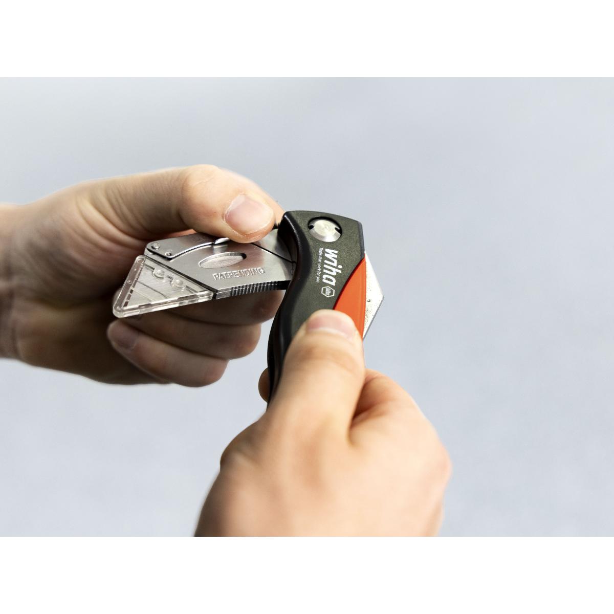 Wiha Klappmesser mit 6 Trapezklingen