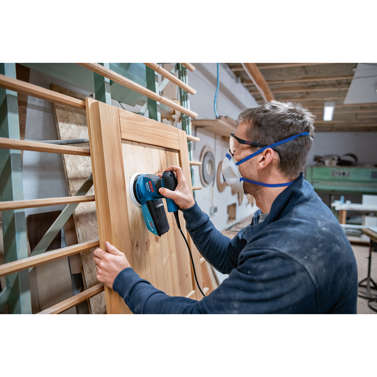 Bosch Exzenterschleifer GEX 125-1 AE, mit 3 x Schleifblatt C470, in Handwerkerkoffer