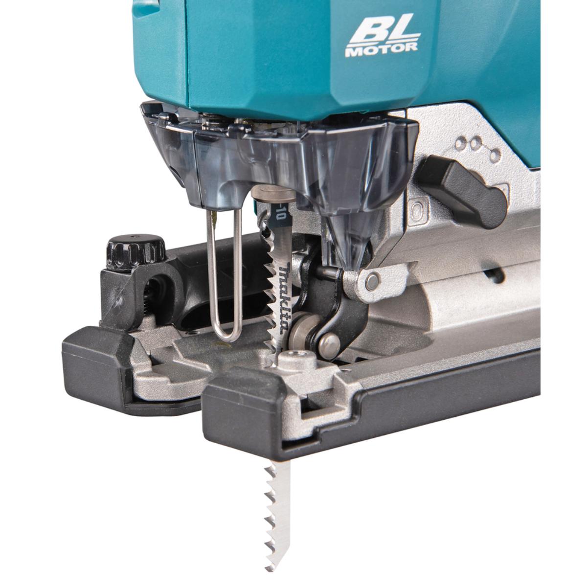 Makita Akku-Pendelhubstichsäge XGT - 40V max. - 135 mm - 800 - 3.500 U/min - JV002GZ