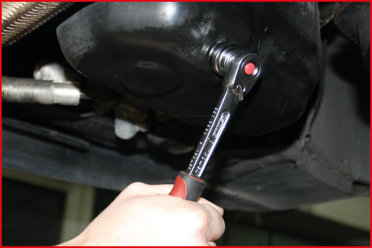 KS Tools Öldienst-Sechskant-Stecknuss mit Magnet