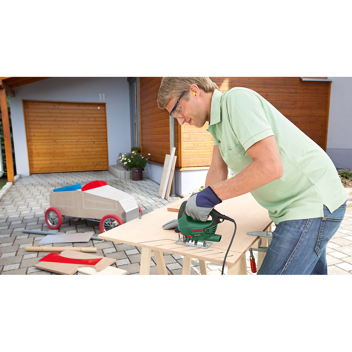 Bosch Stichsäge PST 700 E