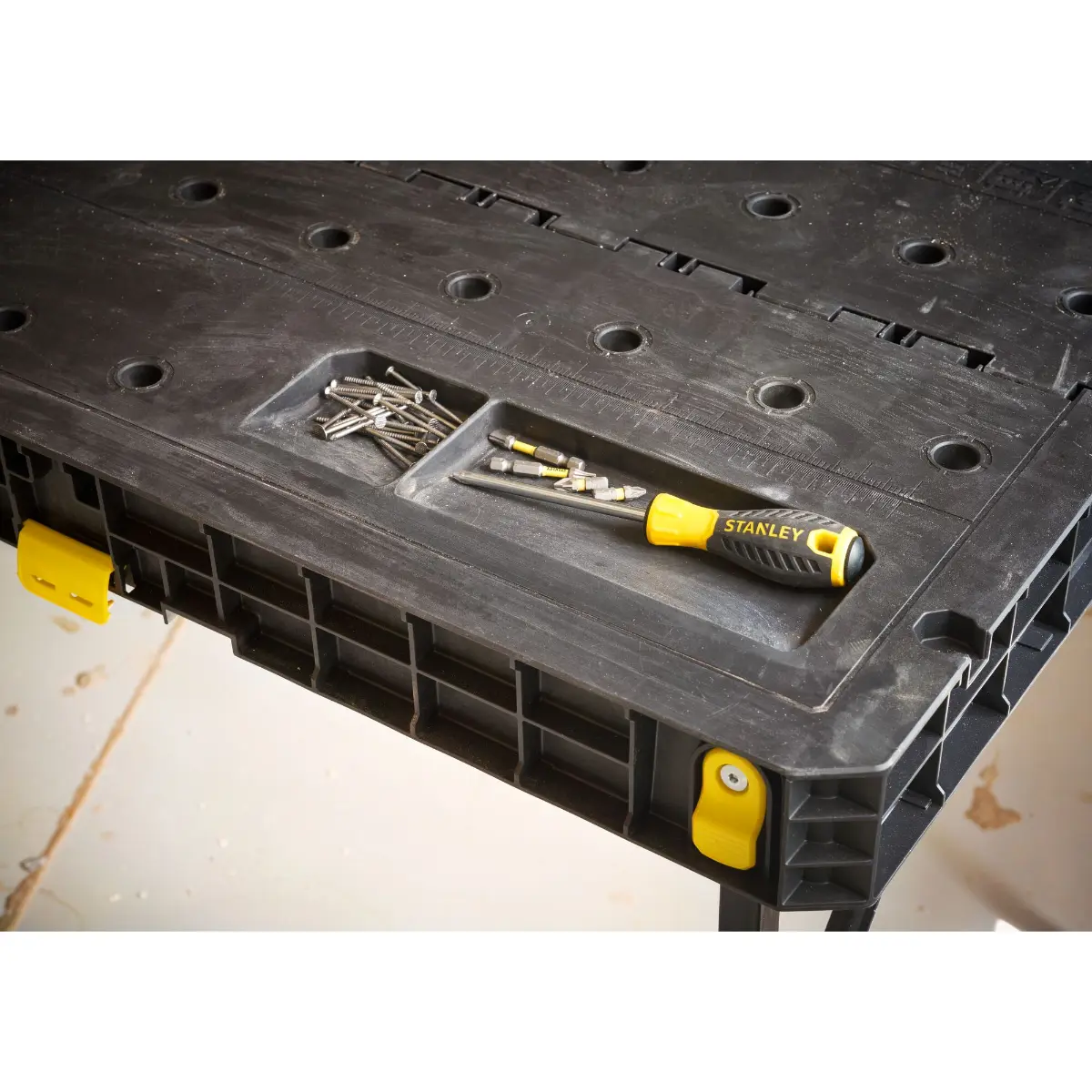 STANLEY Tragbare Essential Werkbank